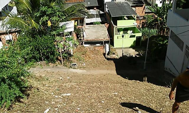 Vende-se casa e terreno - Foto 8