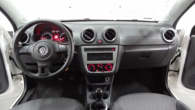 Volkswagen Voyage 1.0 (G6) Flex - Foto 7
