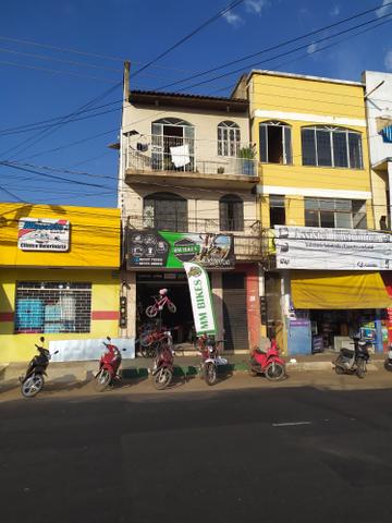 Ponto comercial na rua Ceará