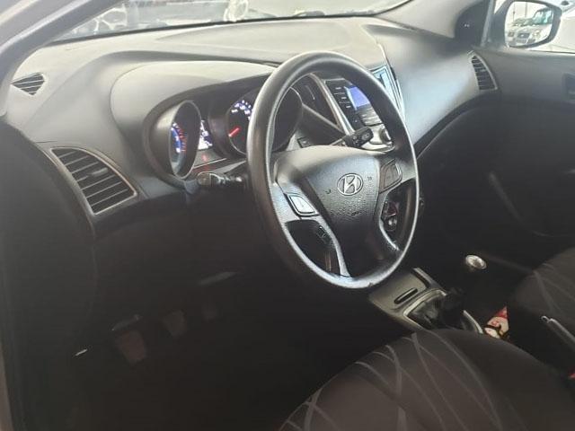 HYUNDAI HB20 1.0 COMFORT PLUS 12V FLEX 2014 - Foto 4