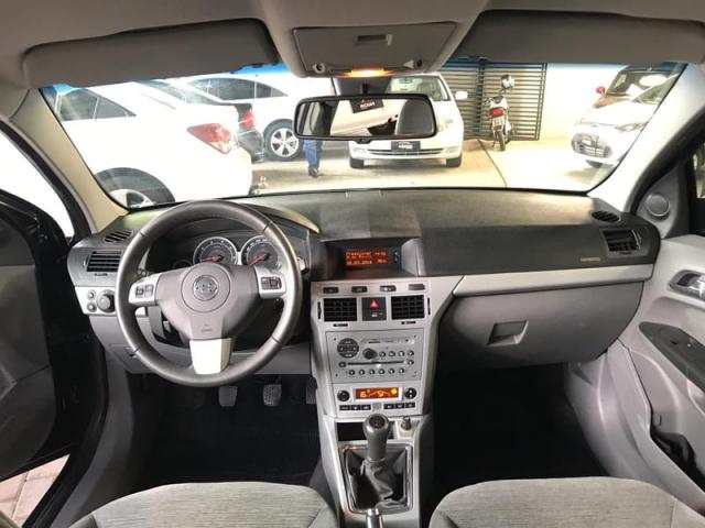 CHEVROLET VECTRA ELEGANCE 2.0 8v(FLEXPOWER) 4p 2011 - Foto 8