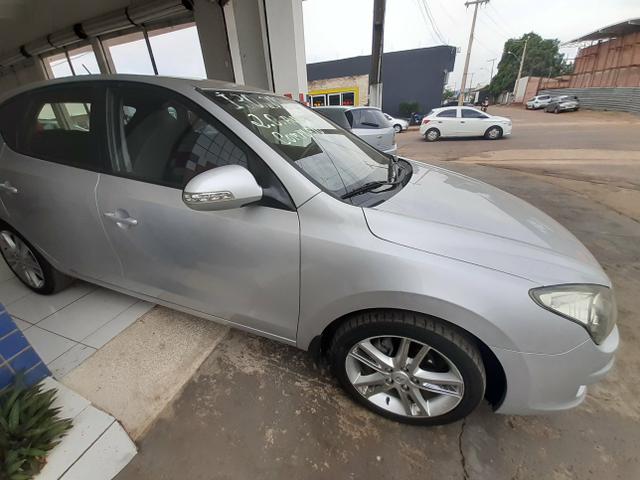 I30 2.0 aut completo - Foto 2