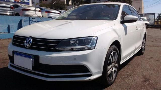 VOLKSWAGEN JETTA COMFORTLINE 2.0 TIP FLEX Branco 2015/2016 - Foto 2