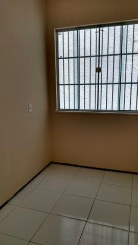 Apartamento com ótima localização na Maraponga, água e iptu incluso, 1 vaga garagem - Foto 7