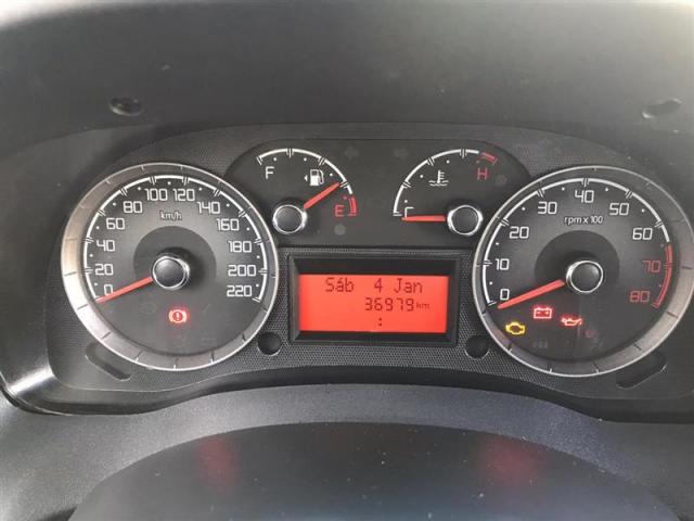 Fiat Doblò Essence 1.8 7L (Flex) - Foto 5