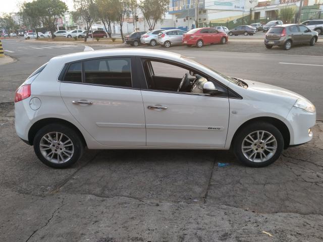 BRAVO 2013/2013 1.8 ESSENCE 16V FLEX 4P MANUAL - Foto 4