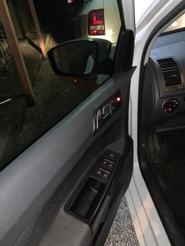 Vendo polo sedan confortline i-motion - Foto 3