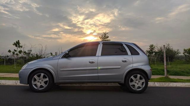 Corsa Hatch modelo Premium - Foto 5