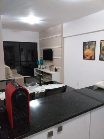 Apartamento com 3/4 nascente completo de armários