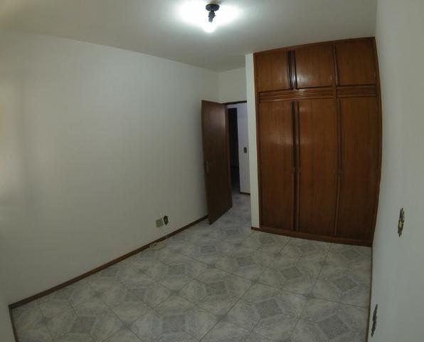 Bom Jardim/Estoril, à 70m do Plazza, 2 garagens, 3 quartos, 1 suíte, sacada, 17-3016-7510 - Foto 9
