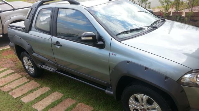Fiat Strada Adventure 1.8 16V (Cabine Dupla) 2011 - Foto 2