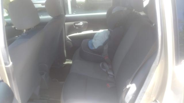 Vendo Livina 1.6 S 2010 - Foto 4