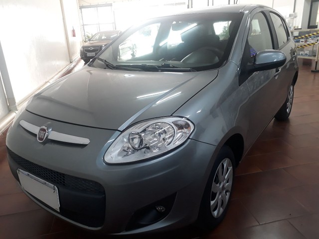 PALIO ATRATTIVE 1.4 ANO 2014/2015 CINZA COMPLETO.