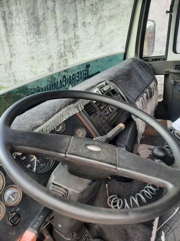FORD CARGO 1215