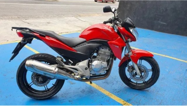 HONDA CB 300