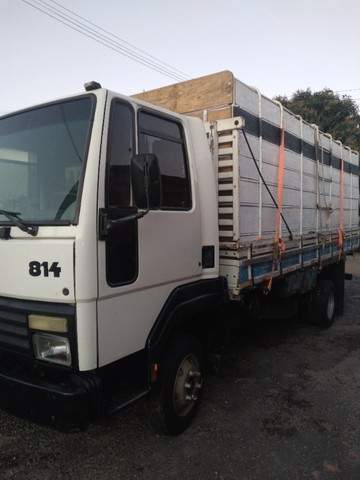 FORD CARGO