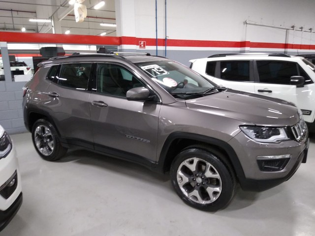 CONCESSIONÁRIA FIAT VENTUNO / COMPASS LONGETUDE 18/19 BAIXO KM