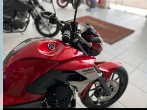 MOTO YAMAHA FAZER 2021