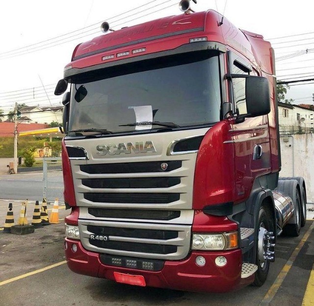 SCANIA R-480 TRAÇÃO 6X4 ANO 2015 COMPLETO