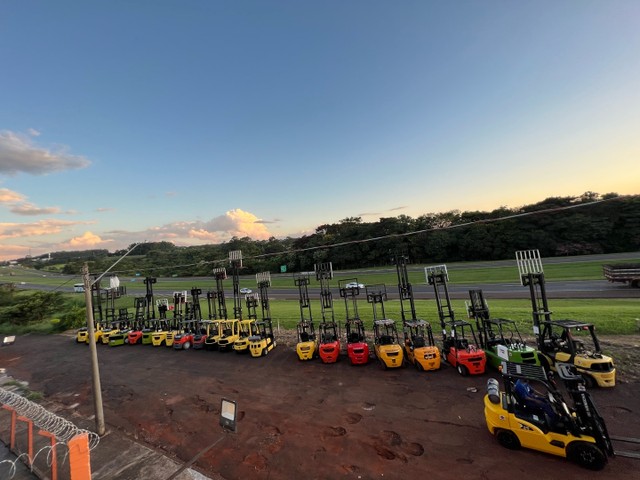 Empilhadeira yale 2,5t motor Opala nacional - no estado - Foto 3