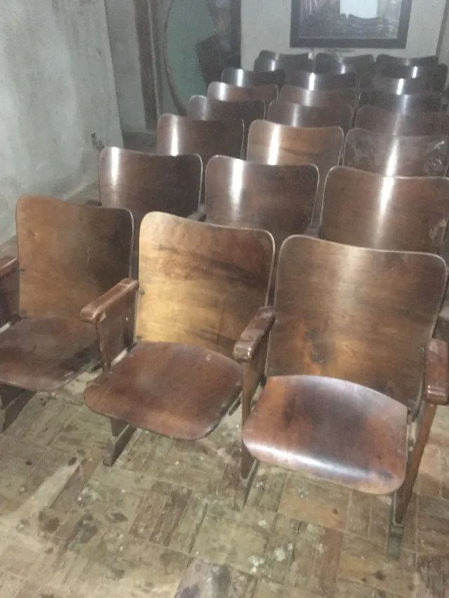 Cadeiras Cinema Antigas  - Foto 5