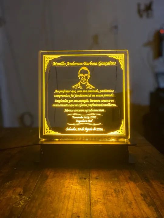  Luminária Personalizada em Acrílico - Foto 2