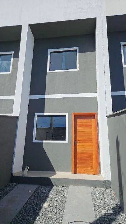 Geminado com 2 dormitórios à venda, 52 m² por R$ 229.000 - Nova Brasília - Joinville/SC