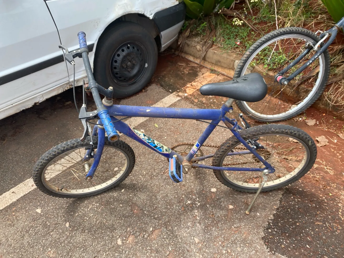 Bicicleta Infantil Azul - Ótima para Crianças!