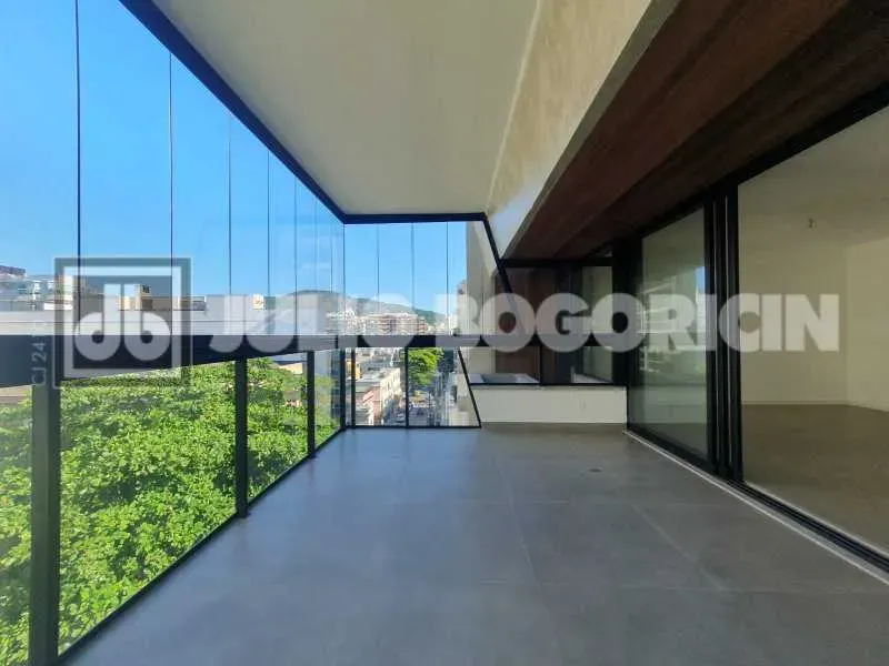BOTAFOGO NOVO PRIMEIRA LOCAÇÃO FINAL DE CONSTRUÇÃO - 4 QUARTOS - 2 SUÍTES - VARANDÃO - SAL