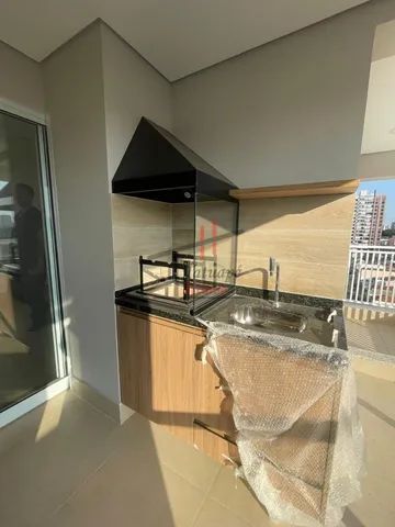 Apartamento com varanda gourmet no Tatuapé