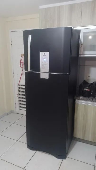 PELÍCULAS RESIDENCIAIS E AUTOMOTIVA,ENVELOPAMENTO DE MÓVEIS E ELETRODOMÉSTICOS... - Foto 4