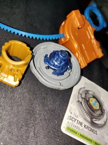 Beyblade Scythe Kronos  - Foto 3