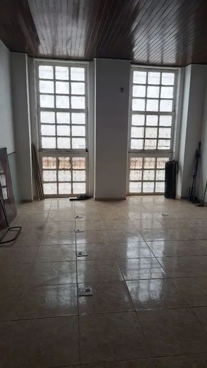 Casa com 4 quartos Centro