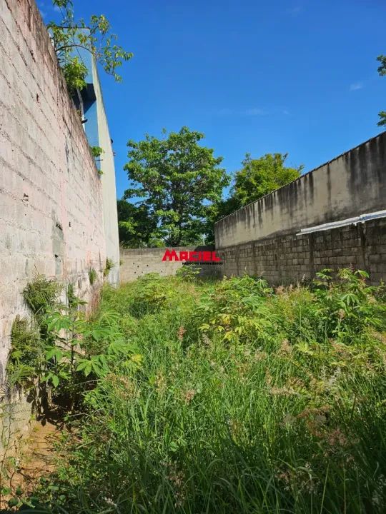 terreno plano unico disponivel no bairro