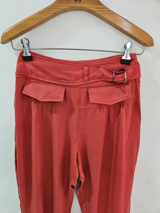 Calça Lachocolê tam p semi nova  - Foto 3