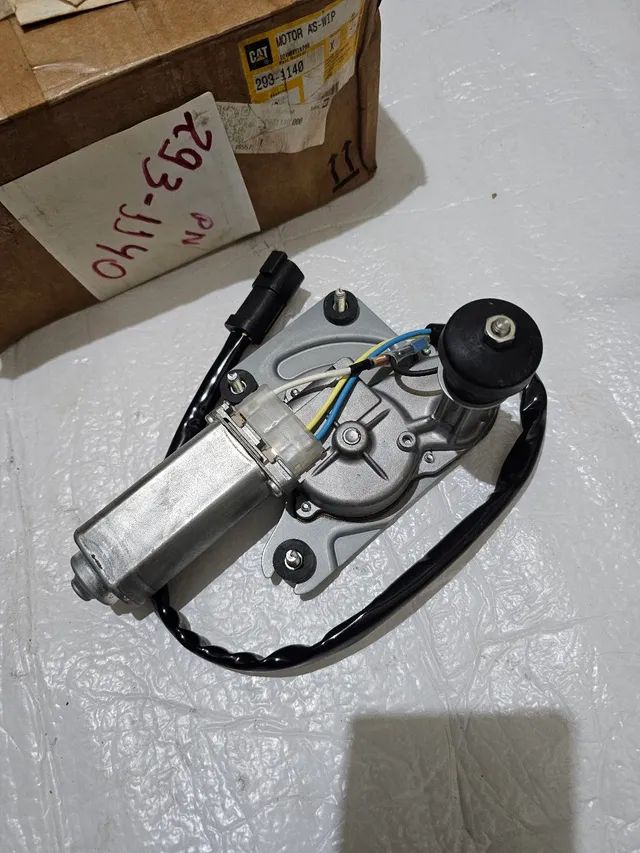 Escavadeira caterpillar conjunto motor limpador parabrisa novo original  2931140 - Foto 2