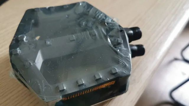 Pedal PVC plataforma 9/16" NOVO
