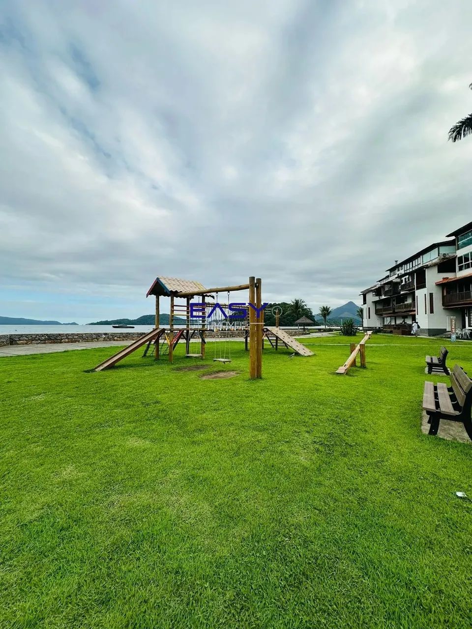Bela casa de condomínio com vista para o mar em Angra dos reis/RJ - Foto 5