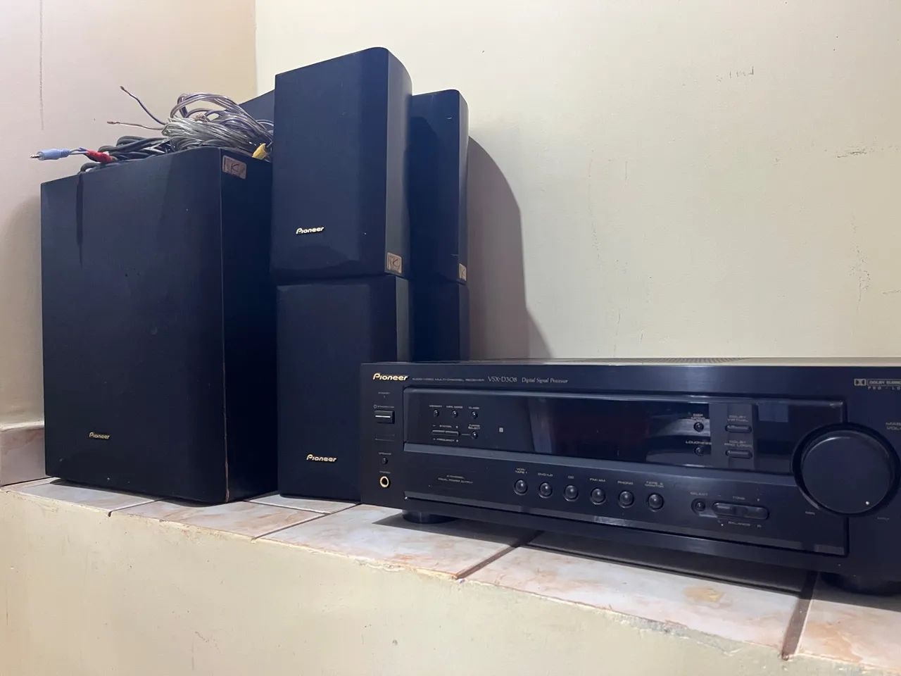 Home Theater Pioneer VSX-D308 - 5.1 Canais