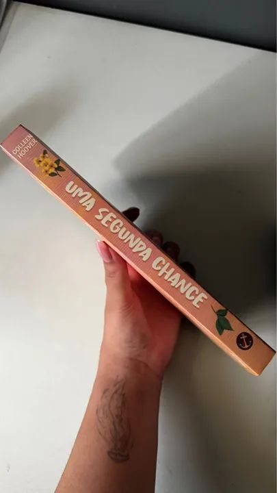 Livro ?Uma Segunda Chance? Colleen Hoover - Foto 3