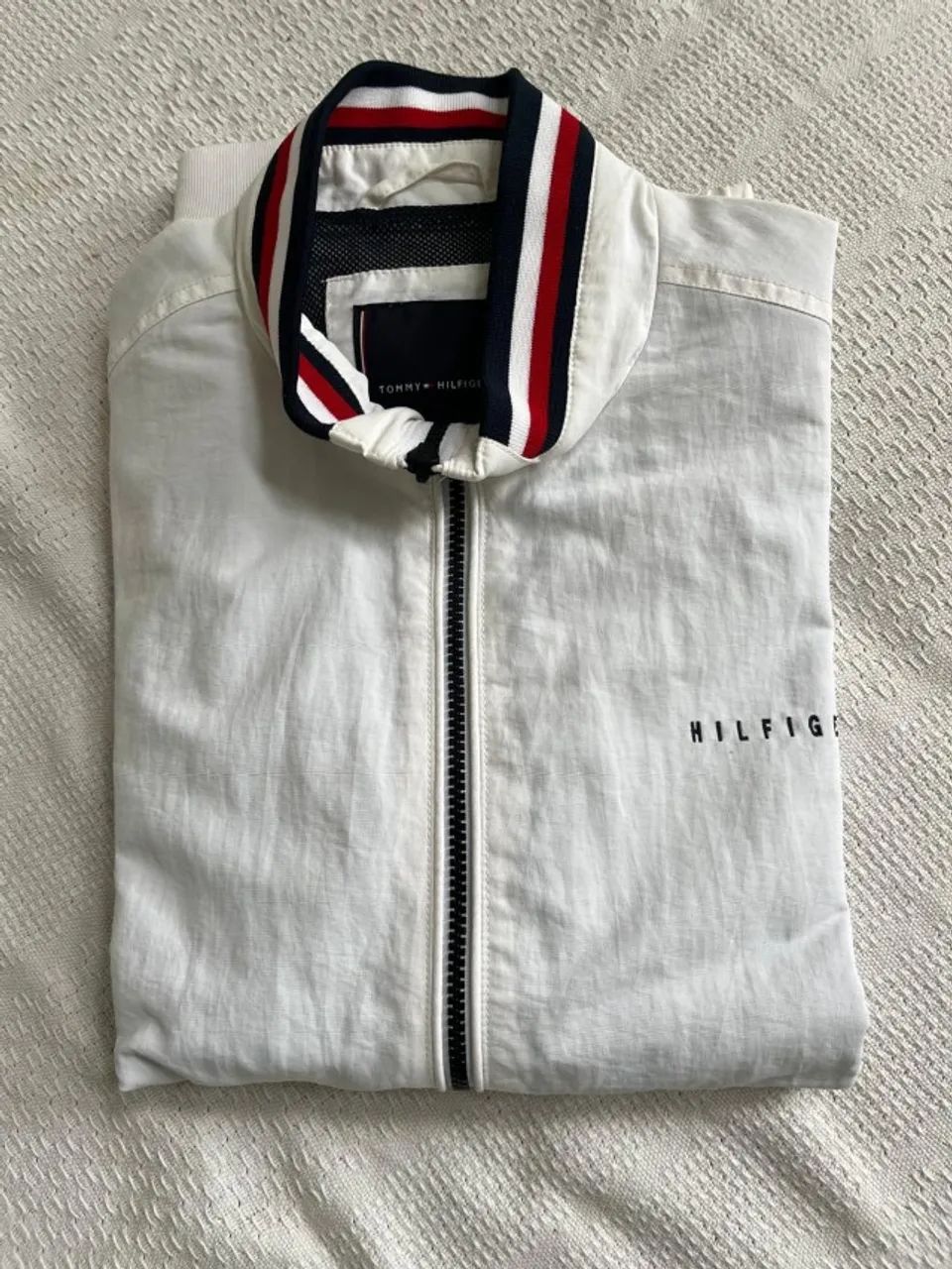 Jaqueta Tommy Hilfiger Impermeável - Foto 2