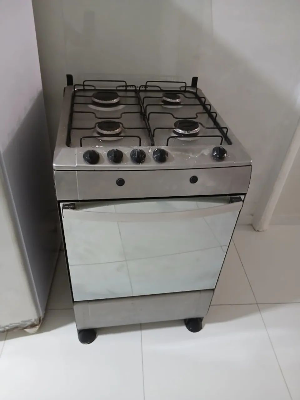 Moveis Usados: Geladeira, Fogão, Máquina de lavar e Sofá - Foto 4