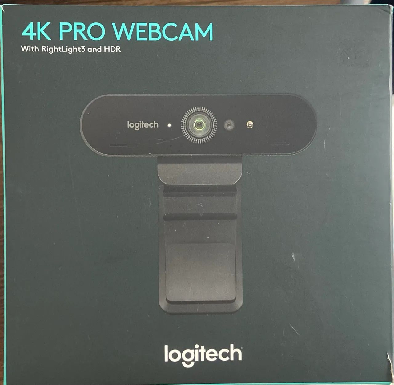 Webcam Logitech Brio 4K Pro - Ultra HD 4K, HDR, USB, para streaming/teleconferência - Foto 3