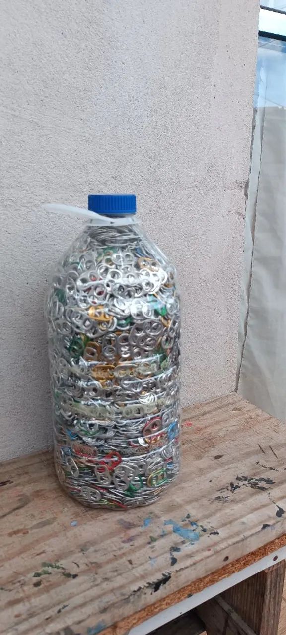 Vendo galão 5 litros de lacre de alumínio 