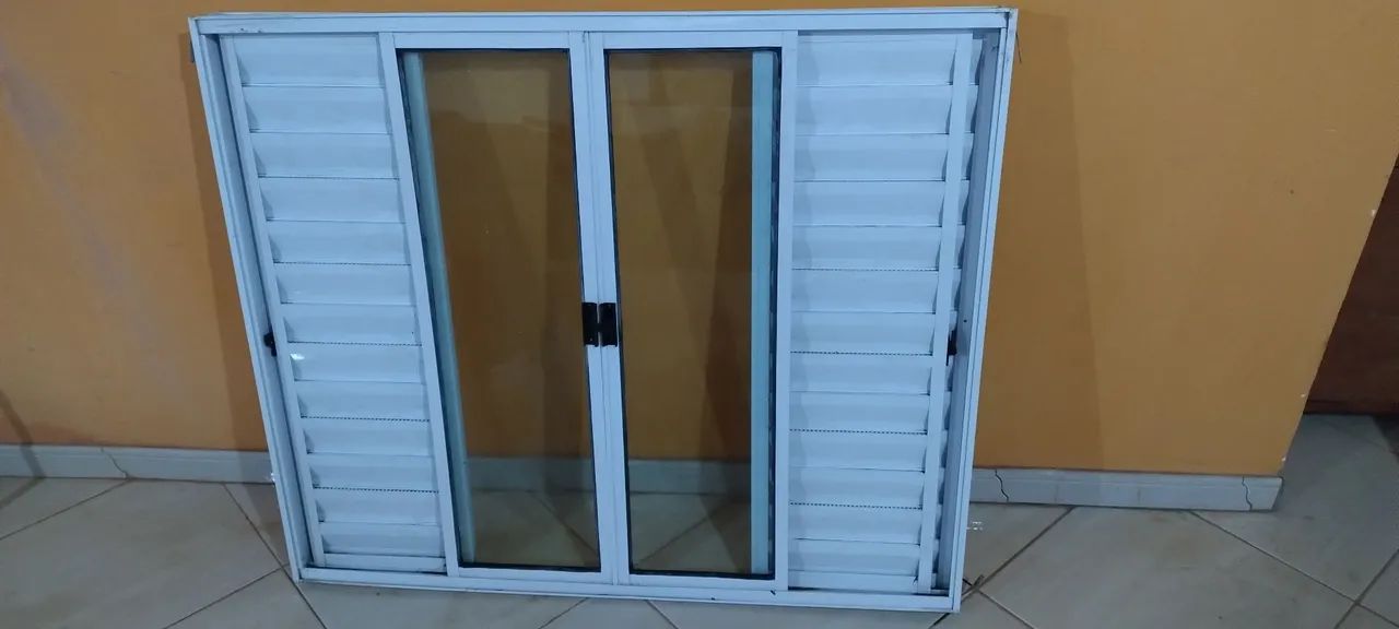 Porta e Janela 64573571778177125