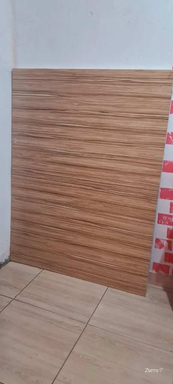 Painel decorativo de madeira