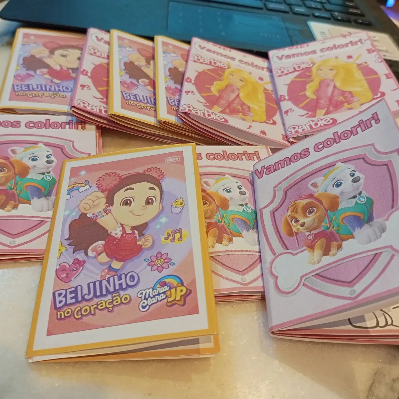 Lembrancinha personalizada Livros de colorir + jogo da memoria infantis diversos
