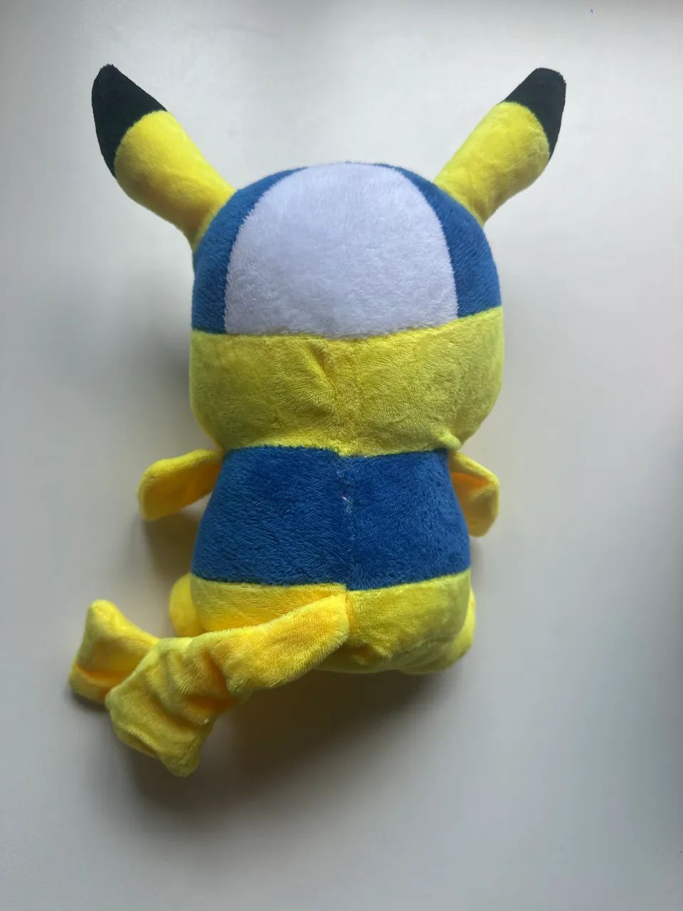 Pelúcias Pikachu e Pokebola ( Pokémon  - Foto 3