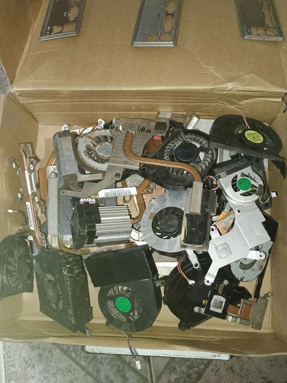Coolers de notebooks diversos