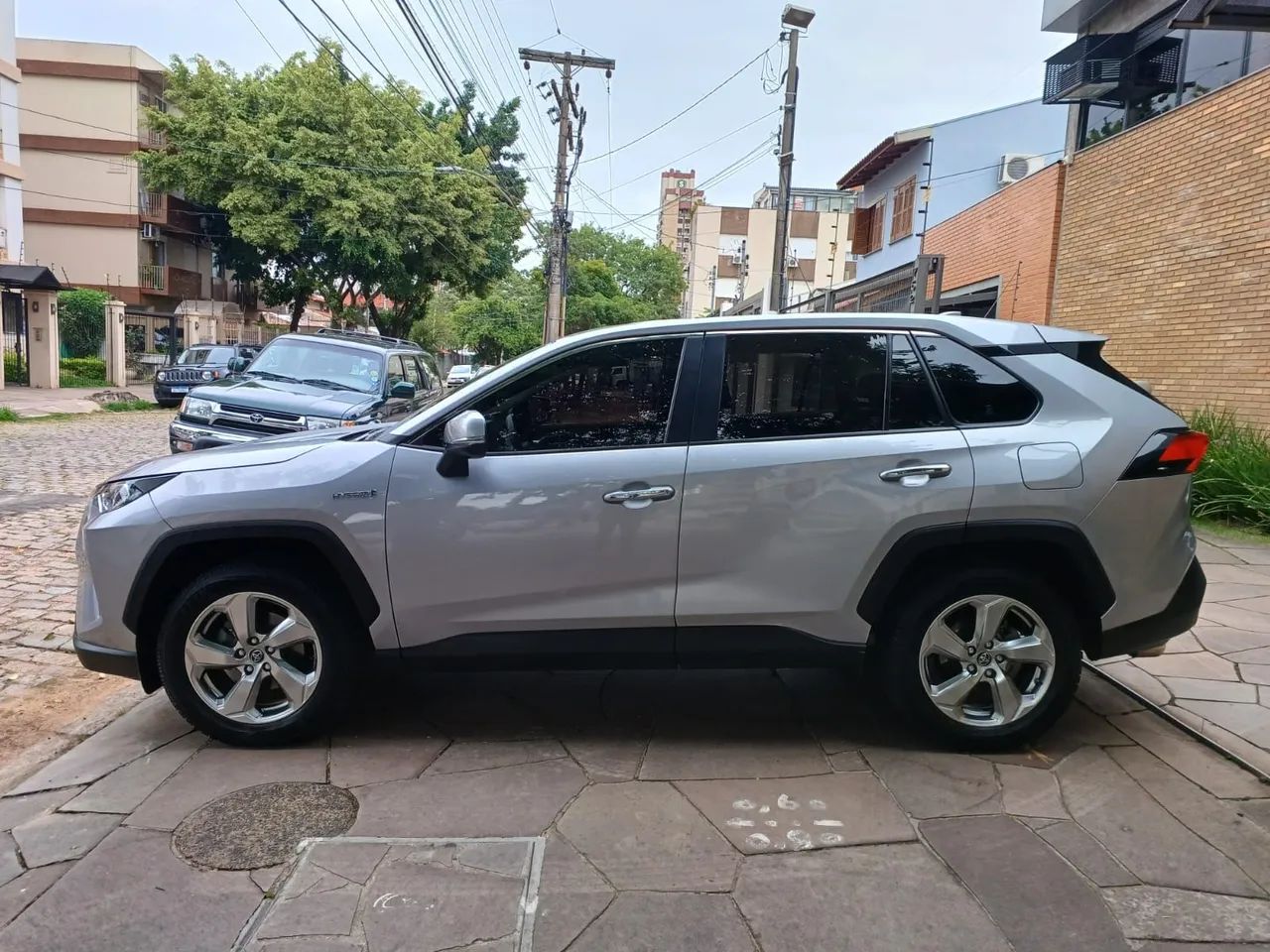 RAV4 2.5 VVT-IE HYBRID S AWD CVT 2019 ÚNICO DONO TODA REVISADA IMPECÁVEL  - Foto 4
